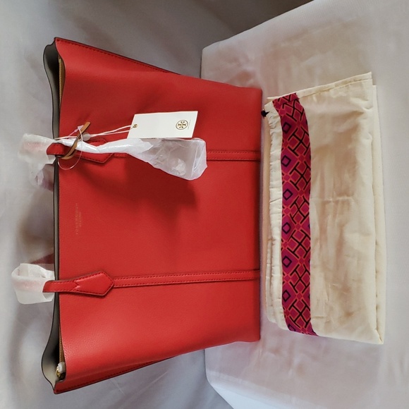 Tory Burch Perry Triple Compartment Tote - Picture 5 of 16